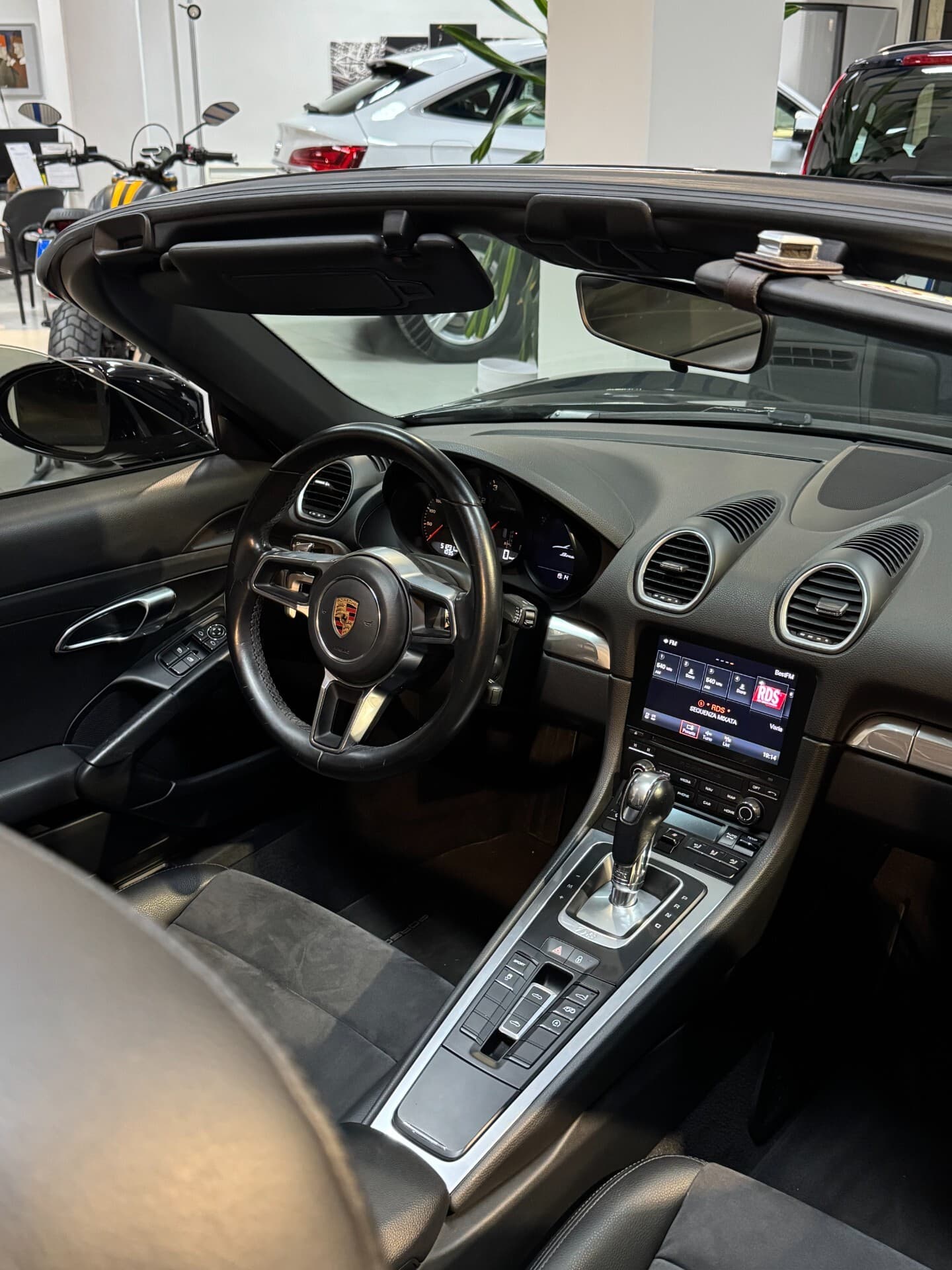 Porsche 718 Spyder 718 Boxster 2.0 T 2019 usata a Cagliari — Car Max