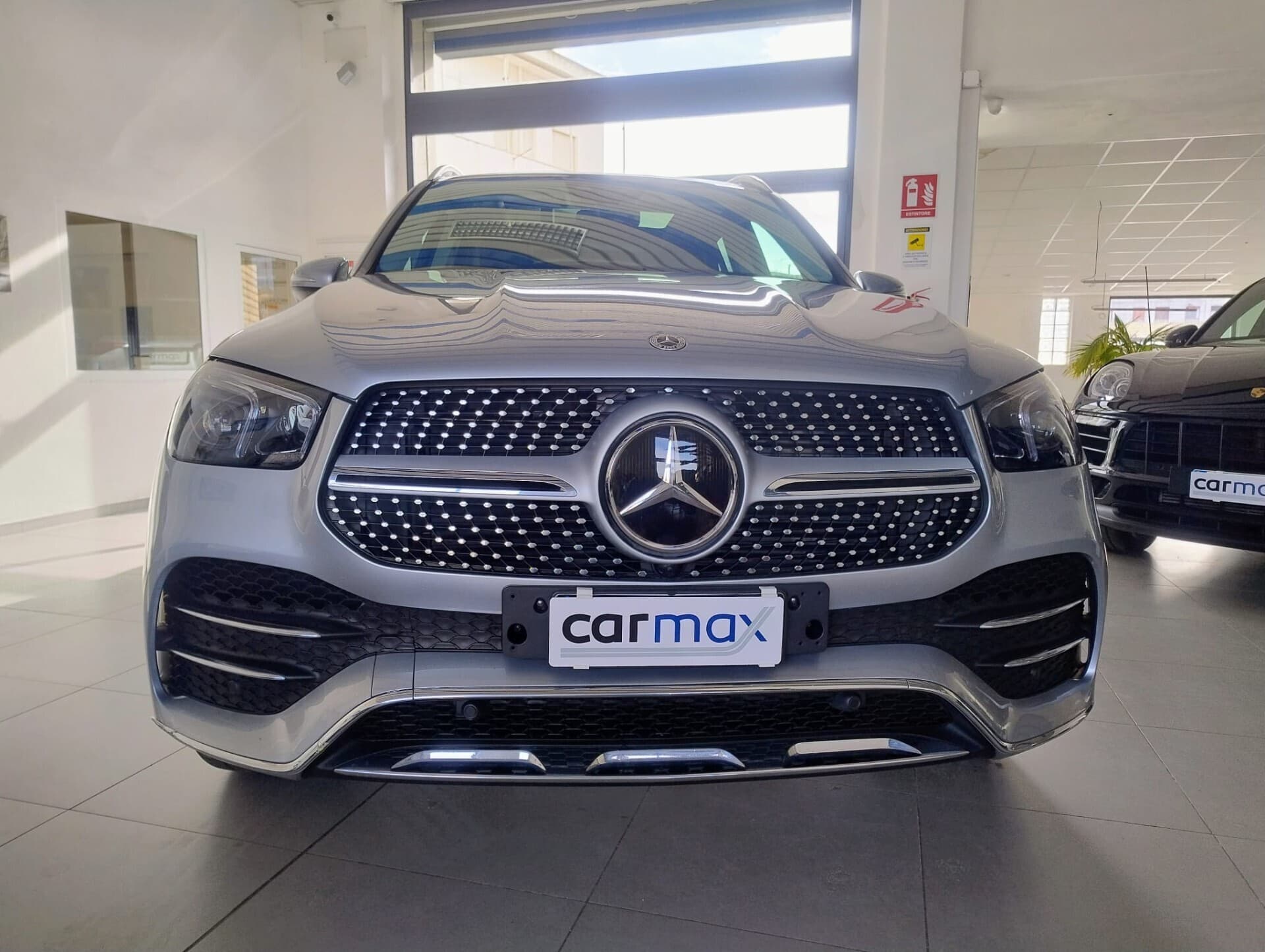 Mercedes-Benz GLE 300 GLE 300 d 4Matic Mild Hybrid Premium Plus 2023 usata a Cagliari — Car Max