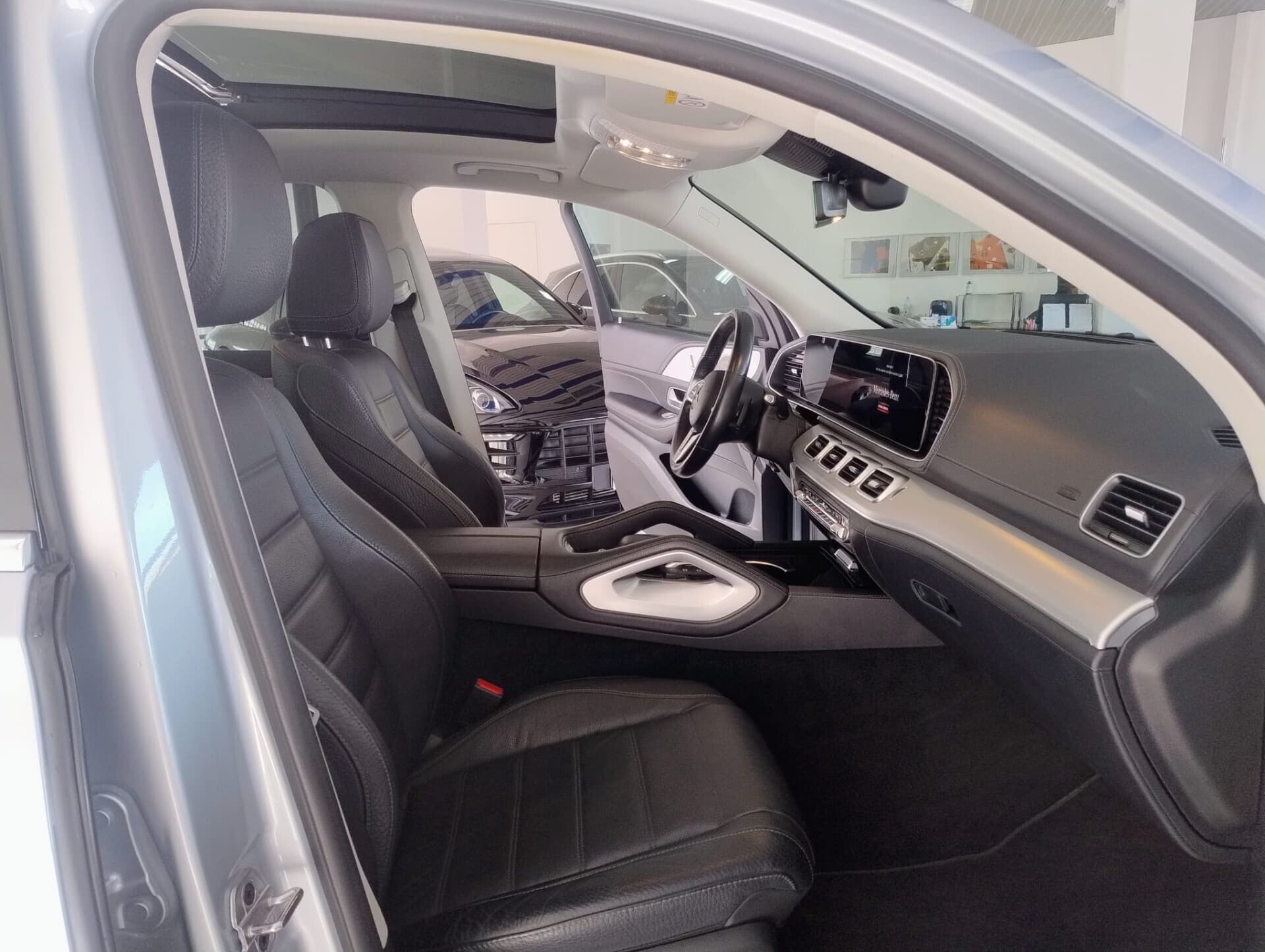 Mercedes-Benz GLE 300 GLE 300 d 4Matic Mild Hybrid Premium Plus 2023 usata a Cagliari — Car Max