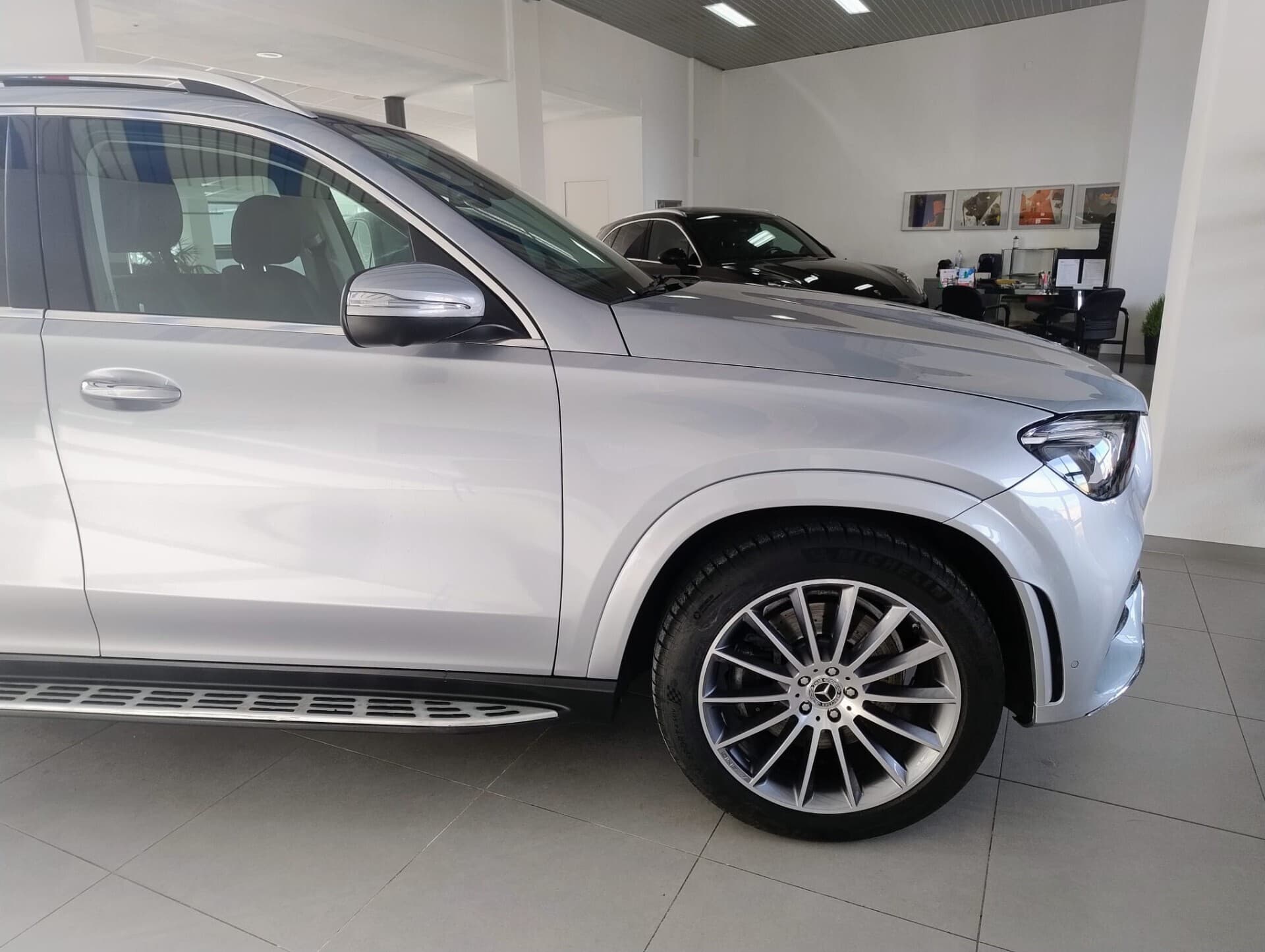 Mercedes-Benz GLE 300 GLE 300 d 4Matic Mild Hybrid Premium Plus 2023 usata a Cagliari — Car Max