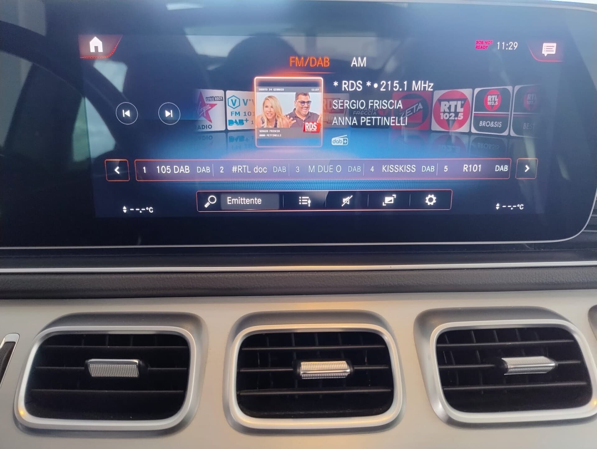 Mercedes-Benz GLE 300 GLE 300 d 4Matic Mild Hybrid Premium Plus 2023 usata a Cagliari — Car Max