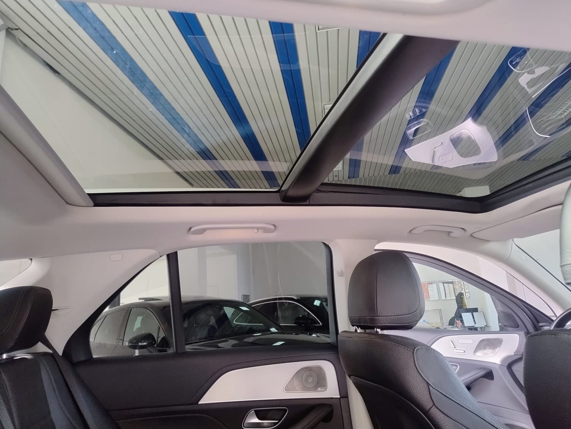Mercedes-Benz GLE 300 GLE 300 d 4Matic Mild Hybrid Premium Plus 2023 usata a Cagliari — Car Max