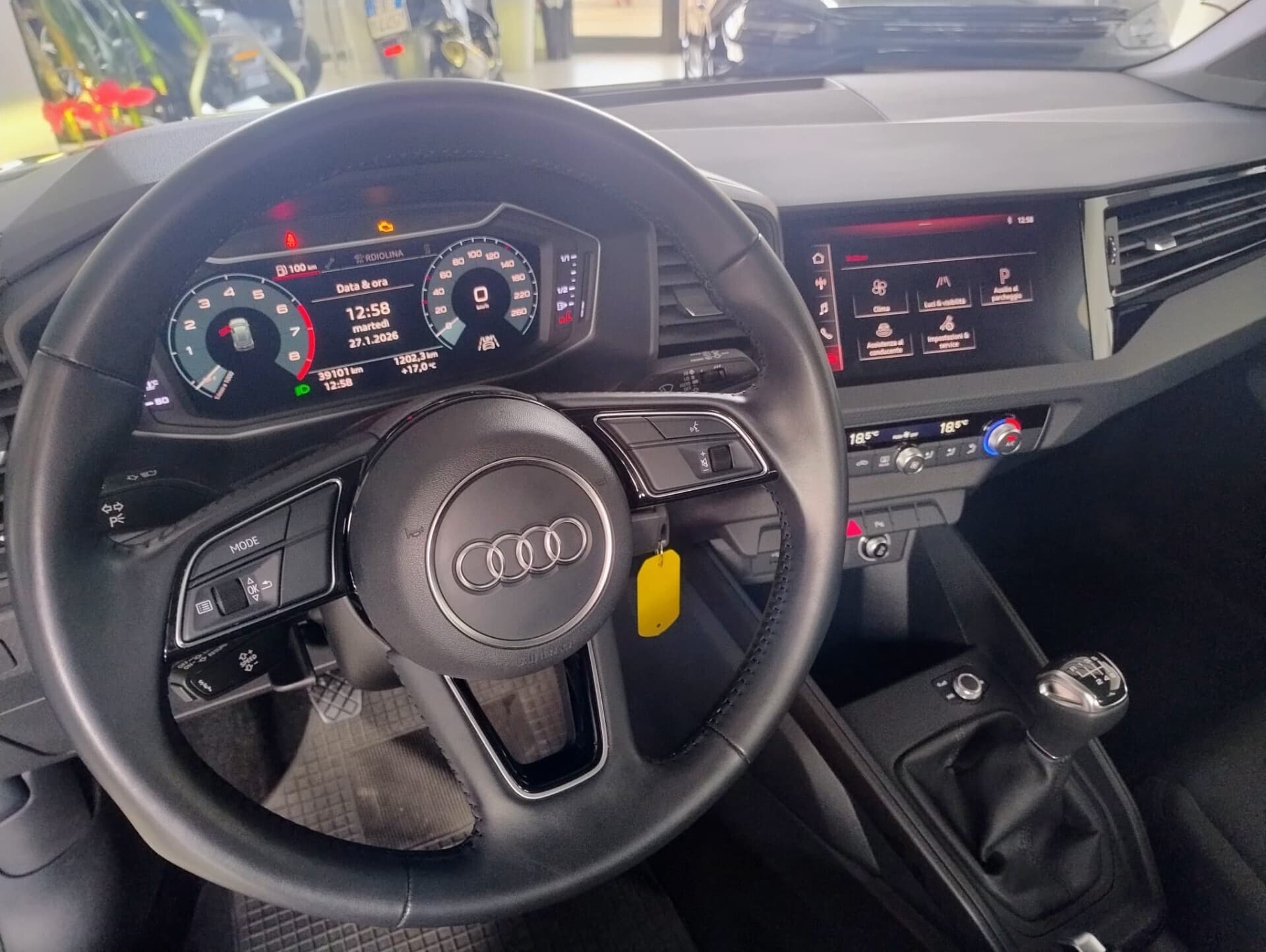 Audi A1 A1 SPB 30 TFSI Admired 2019 usata a Cagliari — Car Max