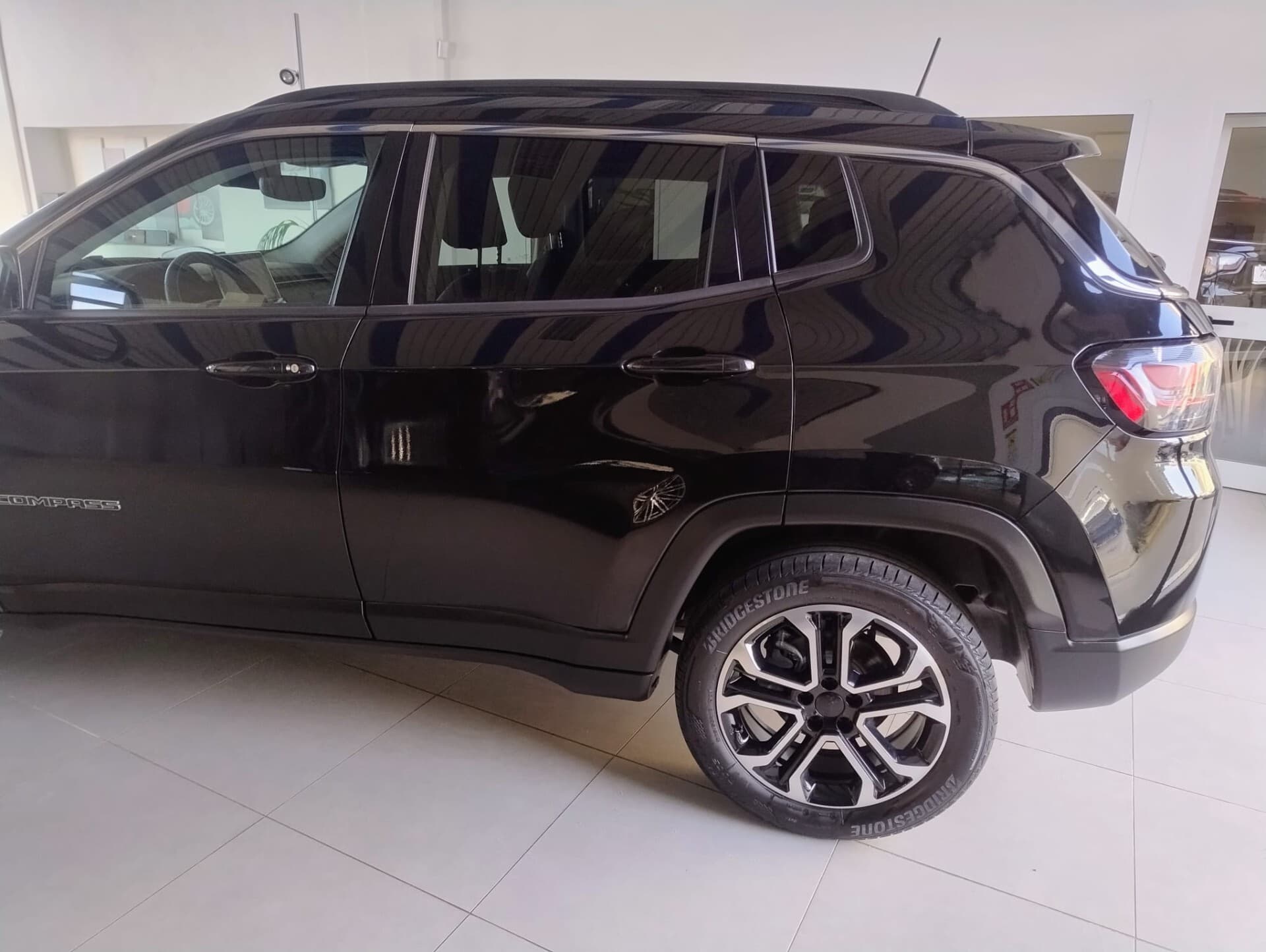 Jeep Compass Compass 1.6 Multijet II 2WD Limited 2024 usata a Cagliari — Car Max