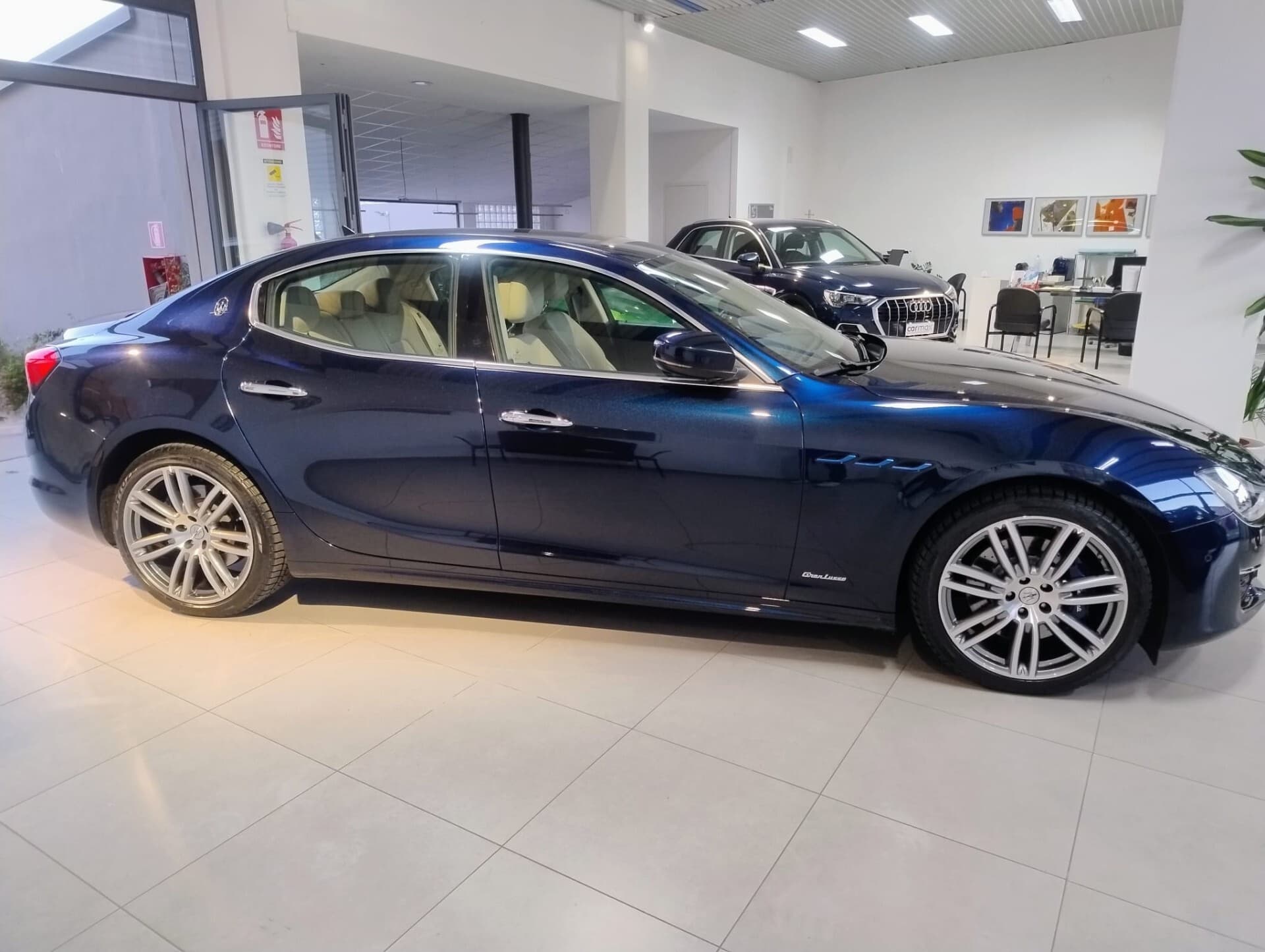 Maserati Ghibli Ghibli L4 330 CV MHEV Granlusso 2021 usata a Cagliari — Car Max