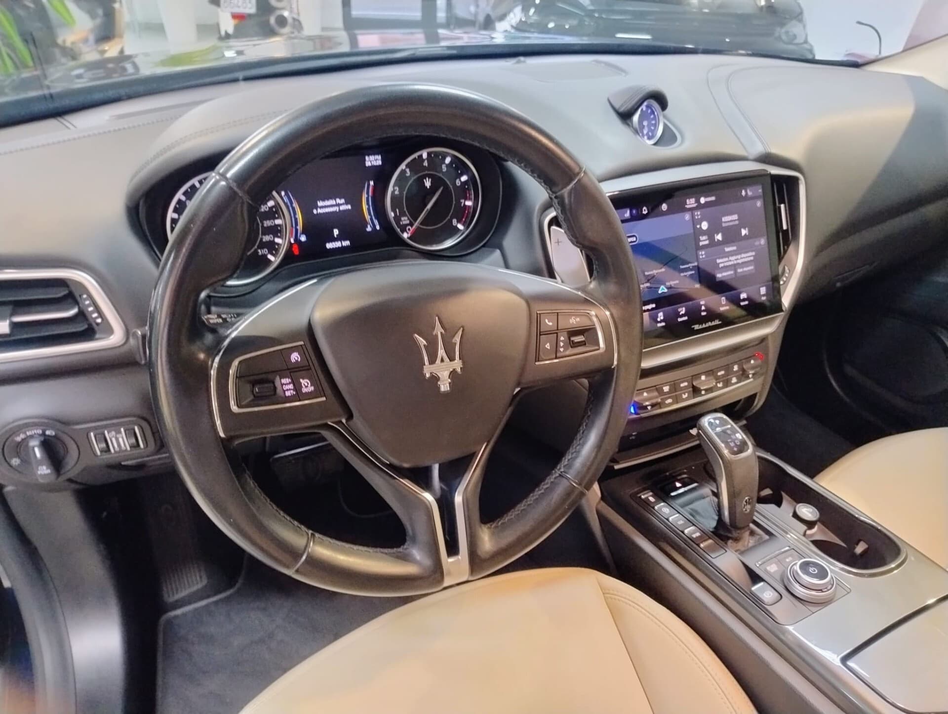 Maserati Ghibli Ghibli L4 330 CV MHEV Granlusso 2021 usata a Cagliari — Car Max