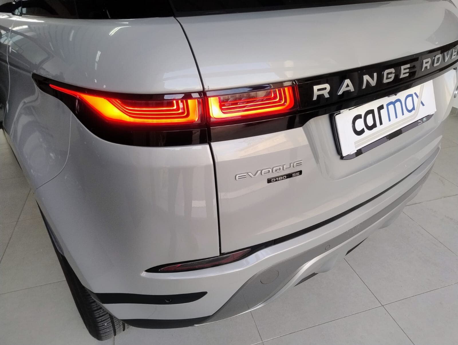 Land Rover Range Rover Evoque Range Rover Evoque 2.0D I4 180 CV AWD Auto SE 2020 usata a Cagliari — Car Max