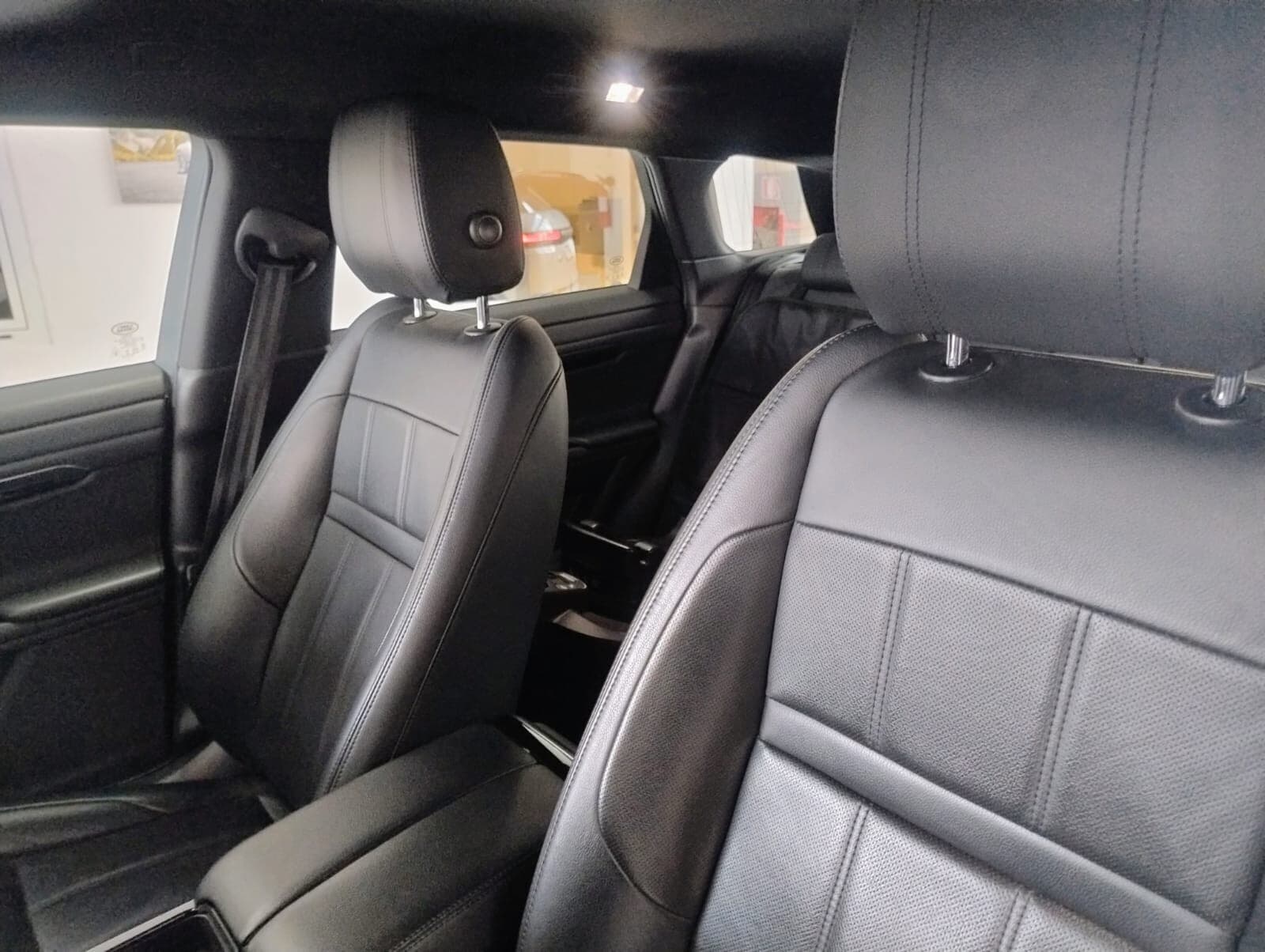 Land Rover Range Rover Evoque Range Rover Evoque 2.0D I4 180 CV AWD Auto SE 2020 usata a Cagliari — Car Max