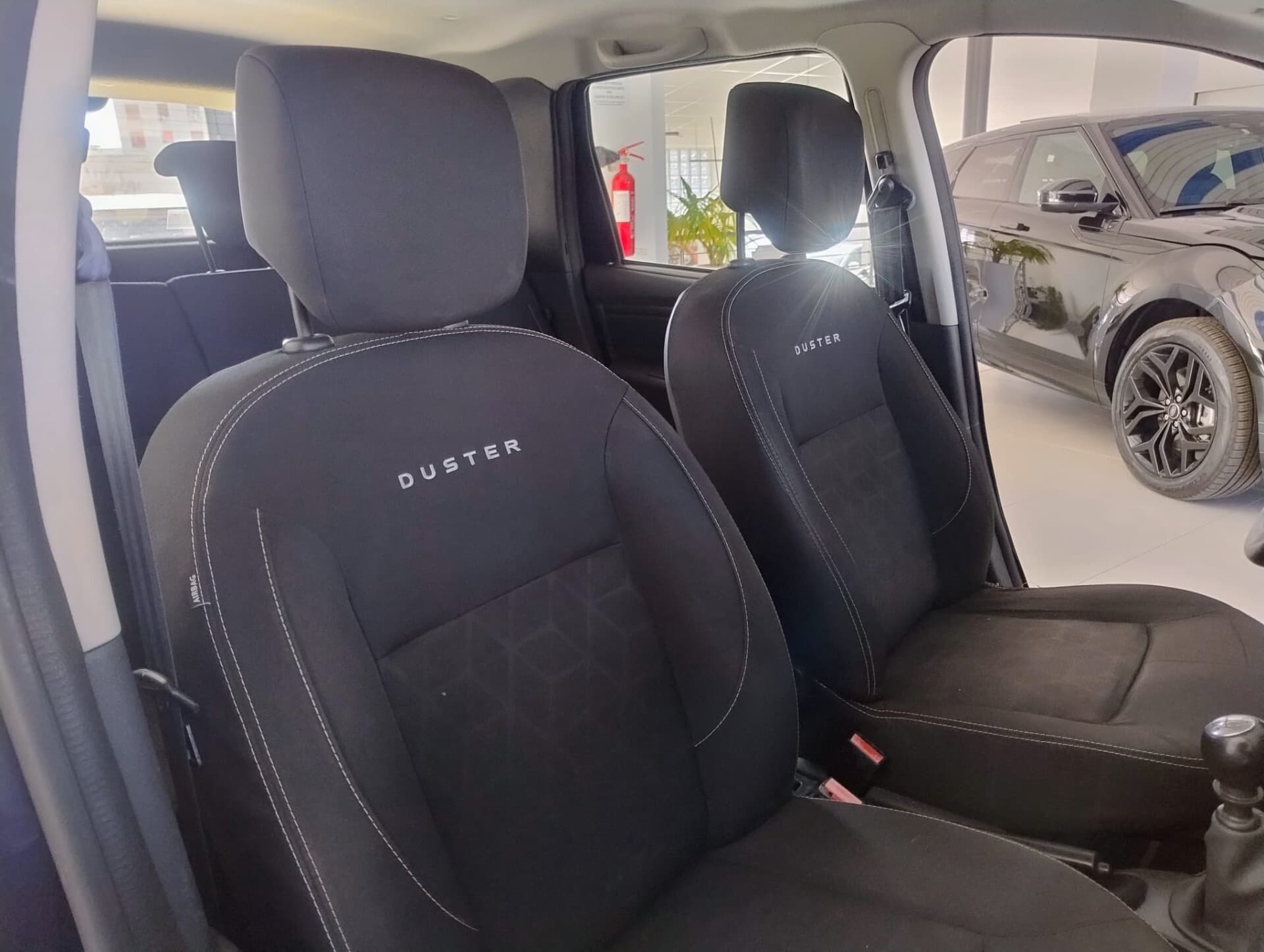 Dacia Duster Duster 1.5 dCi 110CV Start&Stop 4x2 Lauréate 2016 usata a Cagliari — Car Max