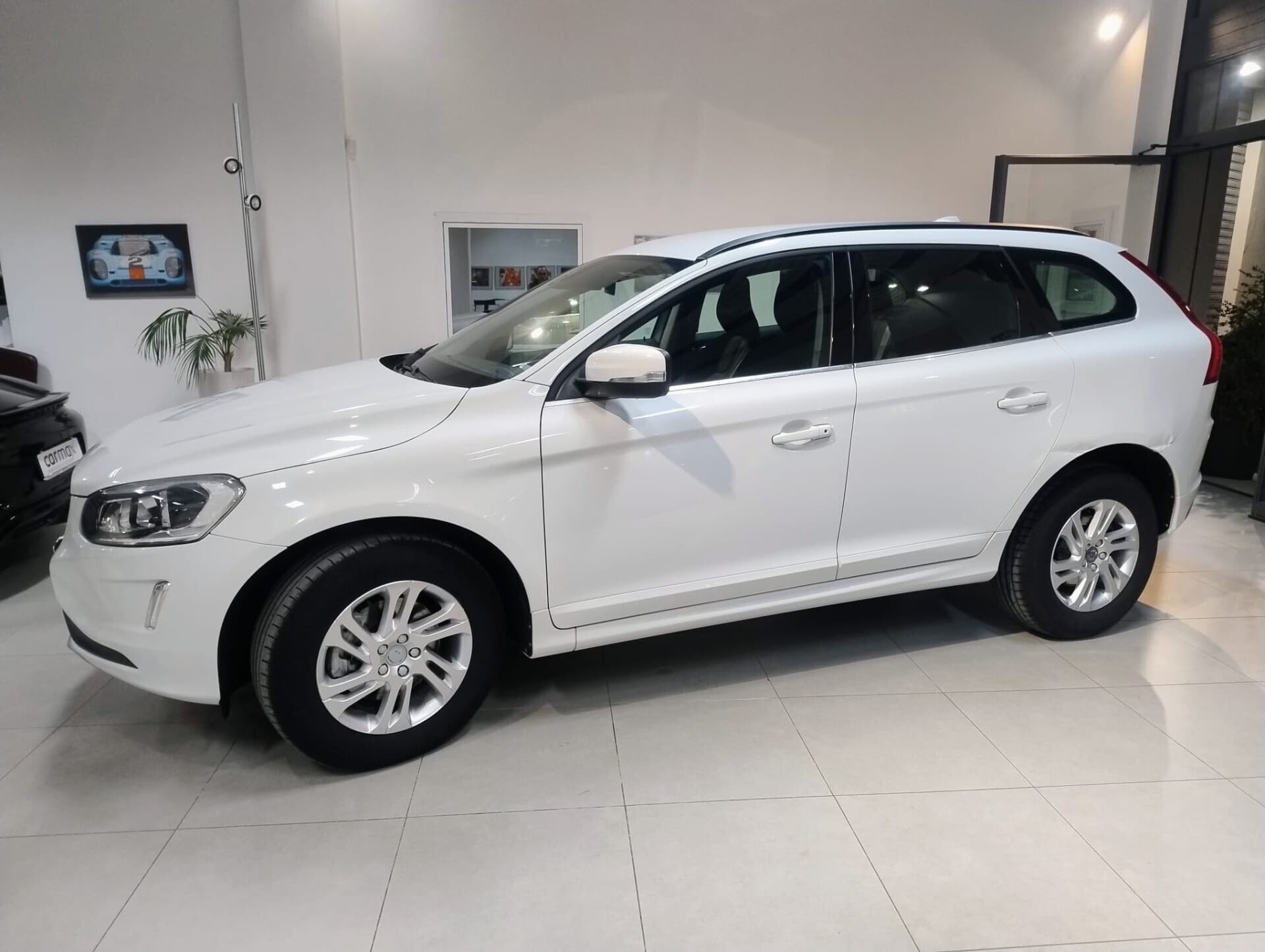 Volvo XC 60 XC60 D3 Geartronic Business 2017 usata a Cagliari — Car Max