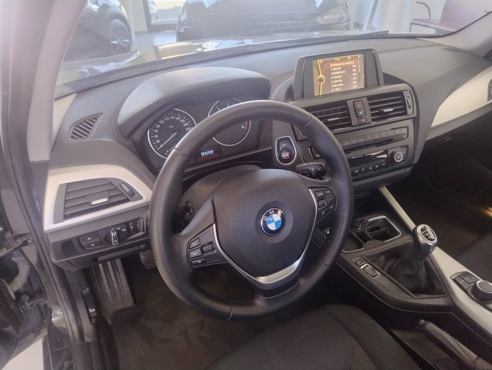 BMW 116 116d 5p. Urban 2014 usata a Cagliari — Car Max