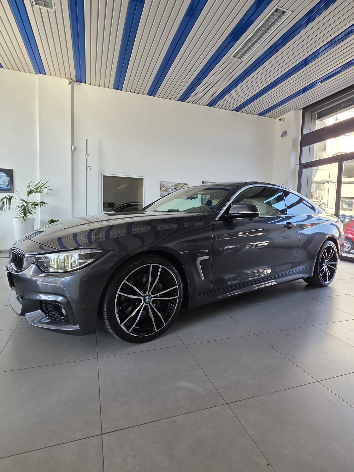 BMW 425 425d Coupé Msport 2017 usata a Cagliari — Car Max