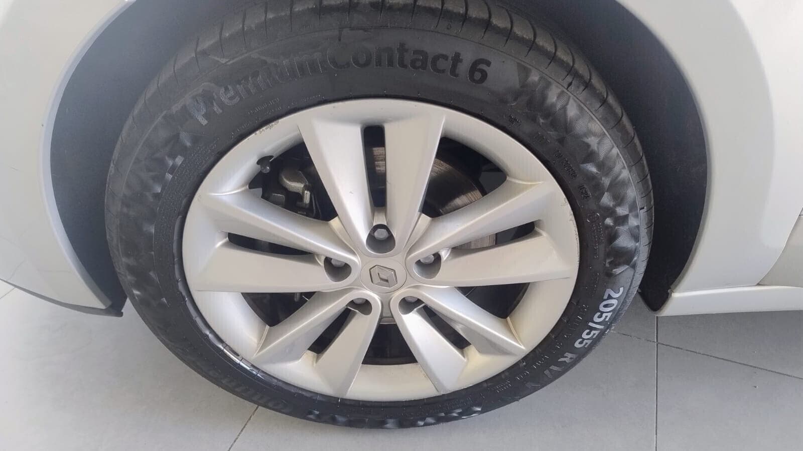 Renault Scenic Scénic XMod 1.5 dCi 110CV Limited 2015 usata a Cagliari — Car Max